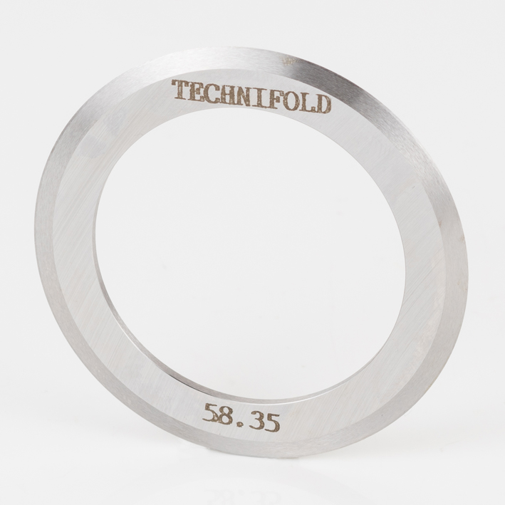 Kiss-cut knife blade ring engraved TECHNIFOLD 58.35, studio
